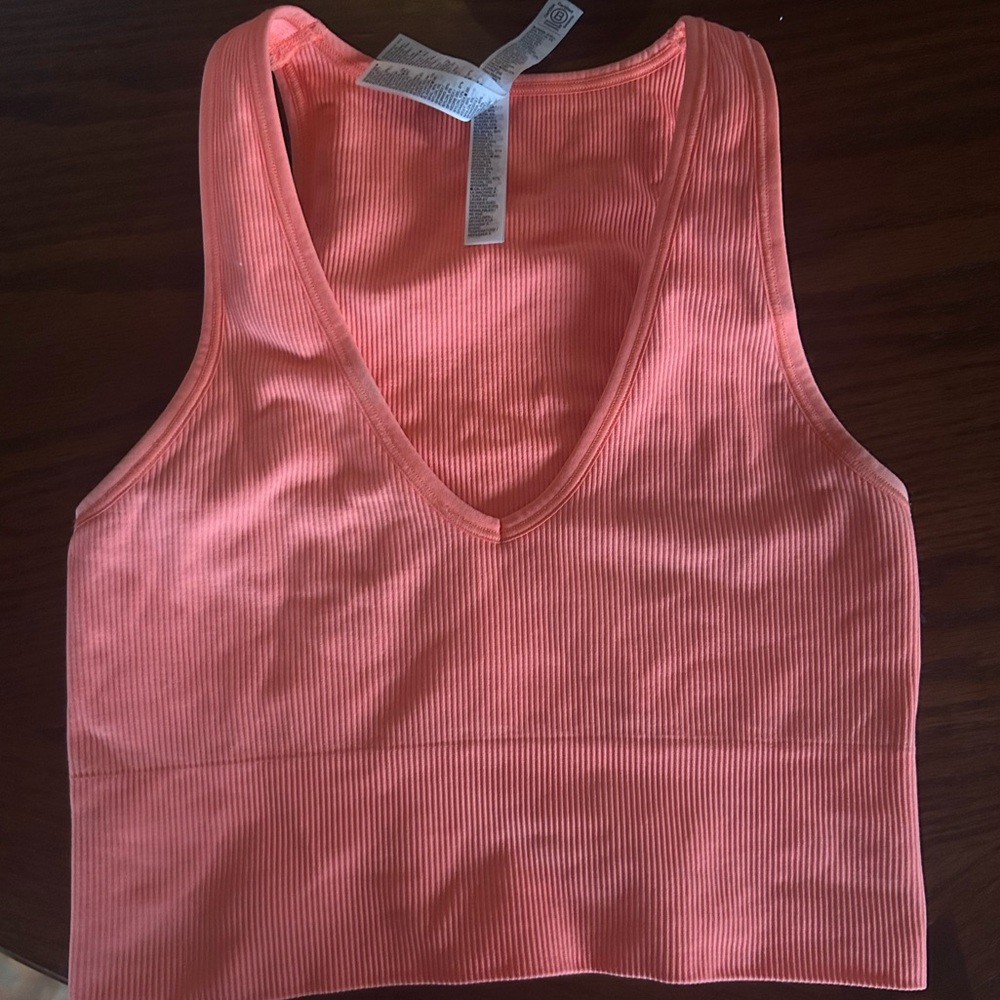 Athleta Aurora crop rib tank. Size extra small and somewhat new condition.